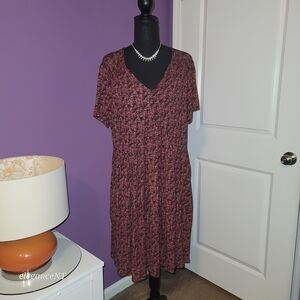 Lane Bryant Raspberry and Black Short-Sleeve V-Neck Midi Dress Sz: 10/12 NWT
